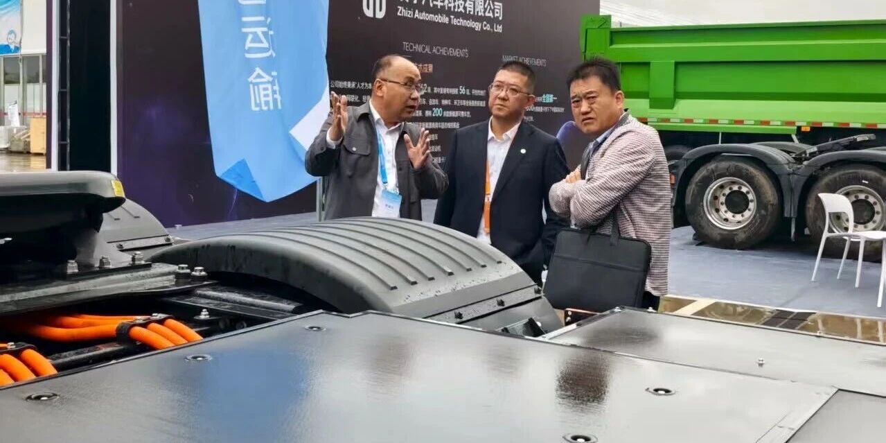 1757758115743458.jpg 3.jpg