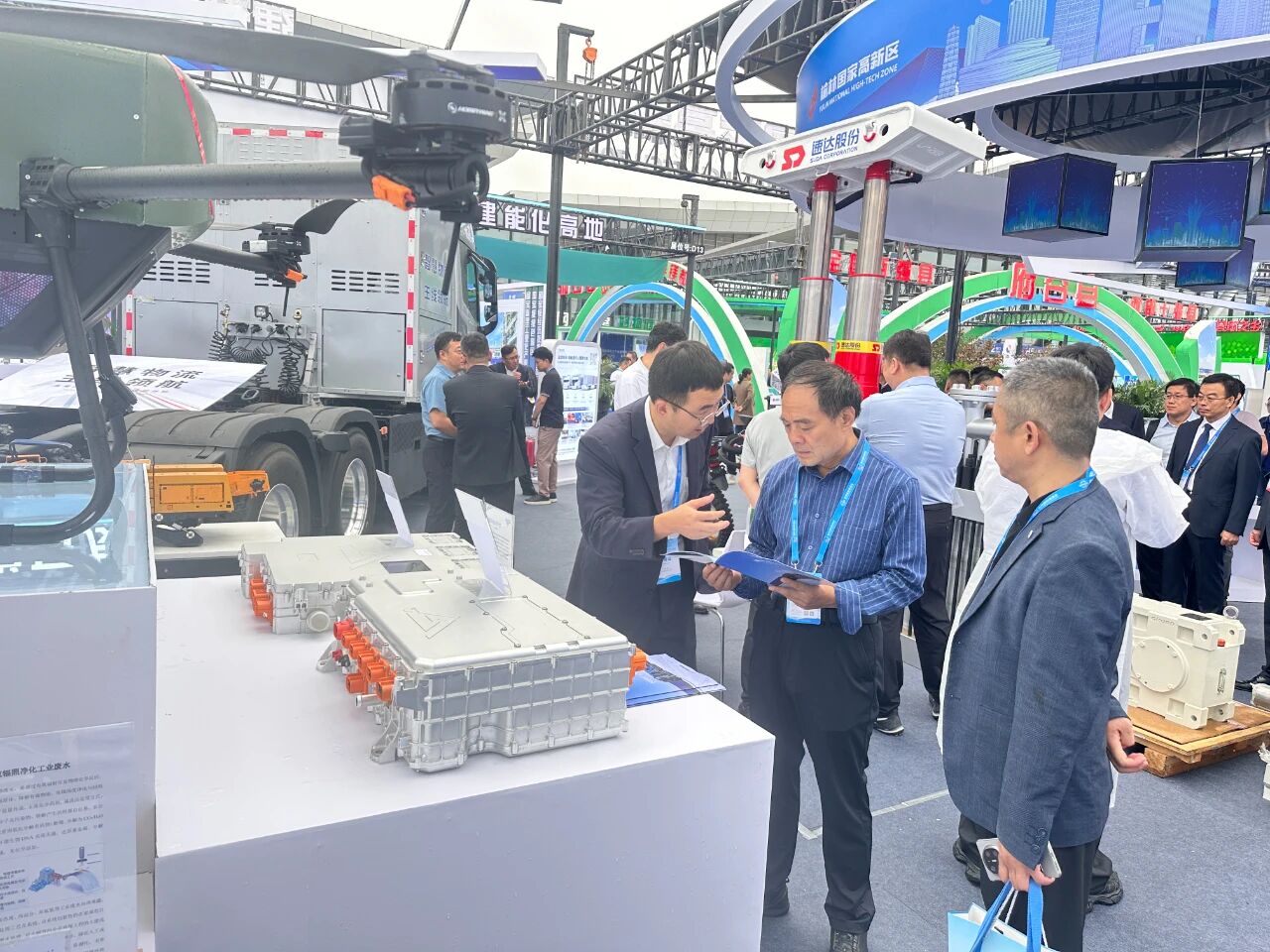 1757758123373755.jpg 4.jpg