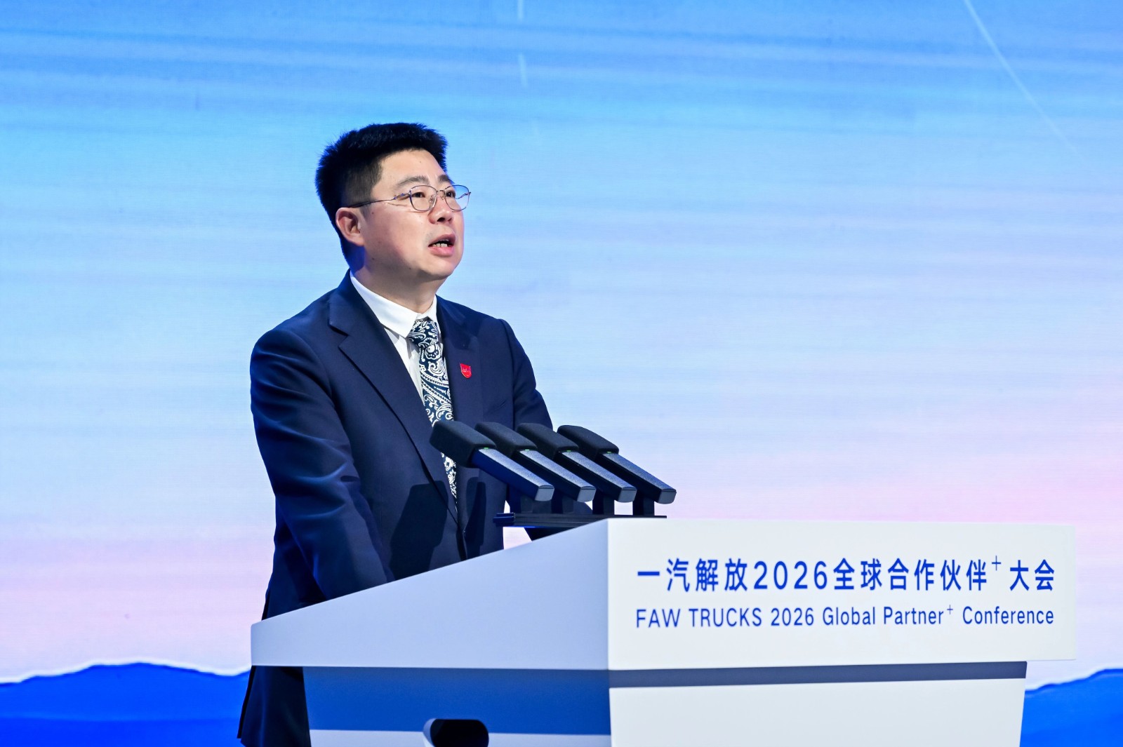 1765762923752145.jpg 16.jpg